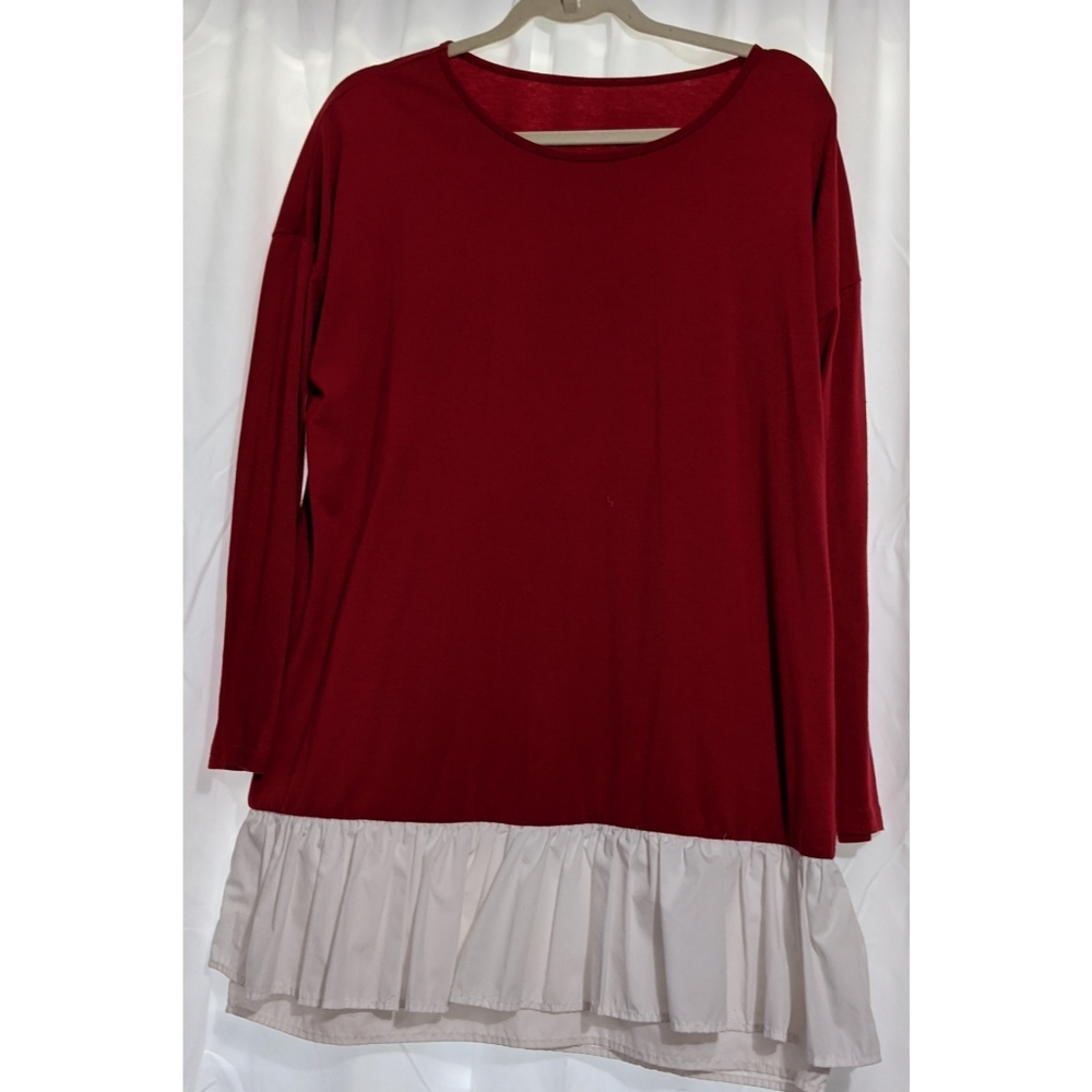 Knee Length Dress w/Ruffle (Size is a generous Sm)